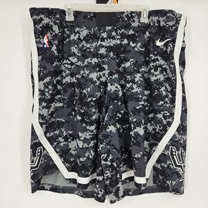 San Antonio Spurs Nike NBA Authentic Camo Game Team Issued‎ Shorts Mens Sz 48 +2